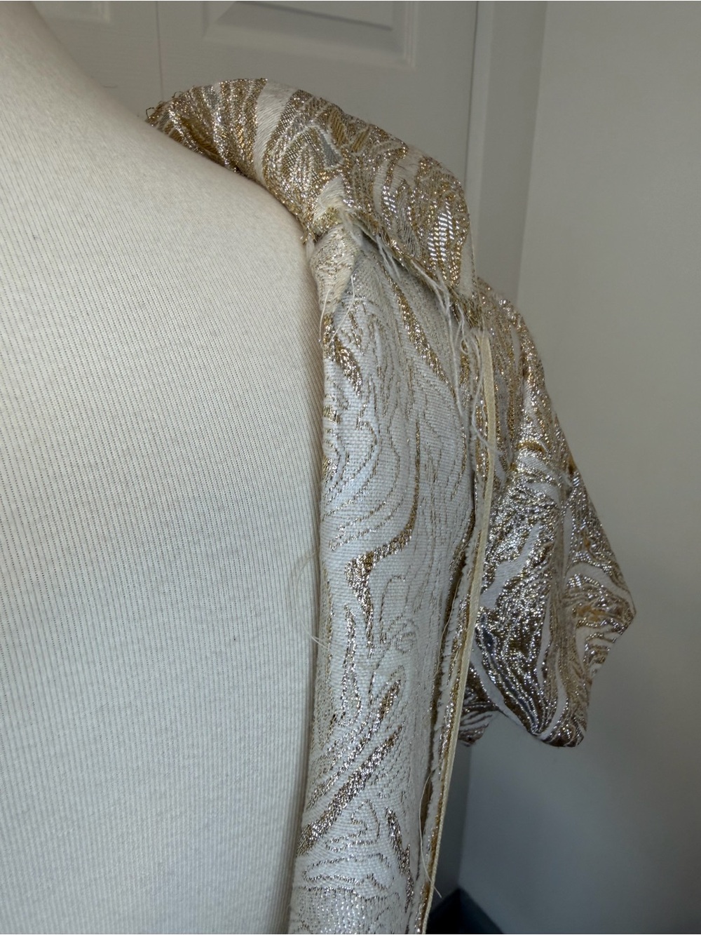 Vintage Late 1960s / Early 1970s Metallic Lurex Brocade Maxi Dress - Picture 12 of 15